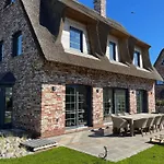 Reethuis-Am-Dorfteich-Ferienhaus-George